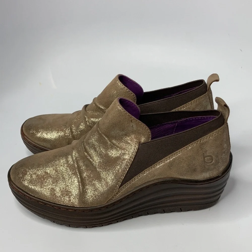 Bionica wedge shoes